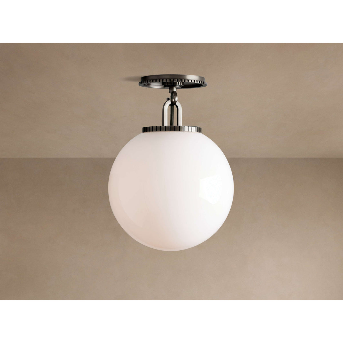 Plafondlamp Art Deco met Glazen Bol en Getand Metalen Fitting