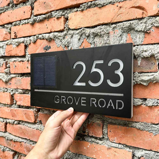 Verlicht Huisnummerbord Solarbediend met LED Verlichting Modern Design