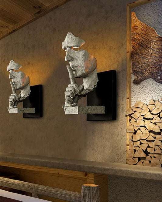 Wandlamp Art Deco met Sculptuur Figuur en Indirecte Verlichting