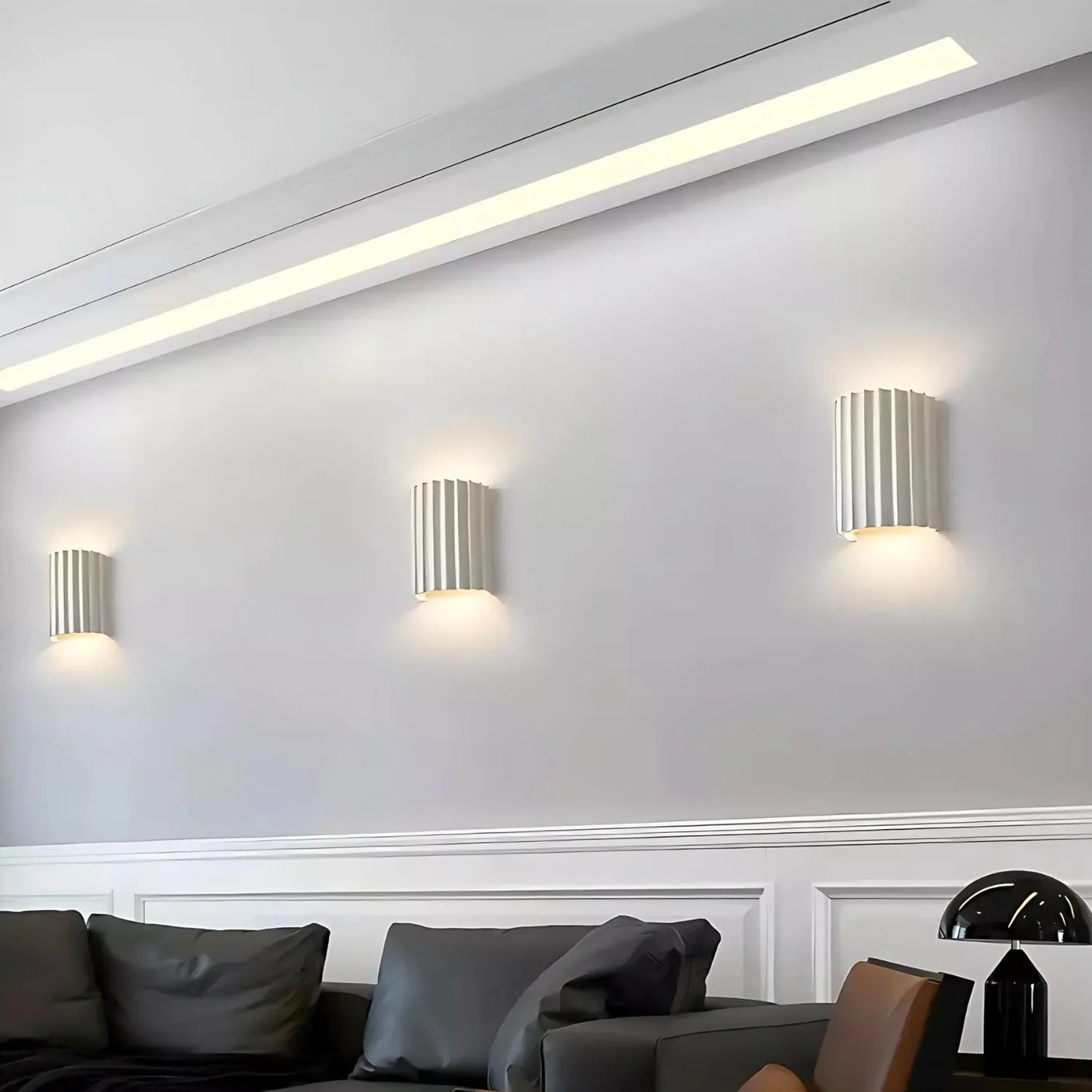 Wandlamp Minimalistisch met Geribbeld Reliëfpatroon en Omhoog-Omlaag Lichteffect