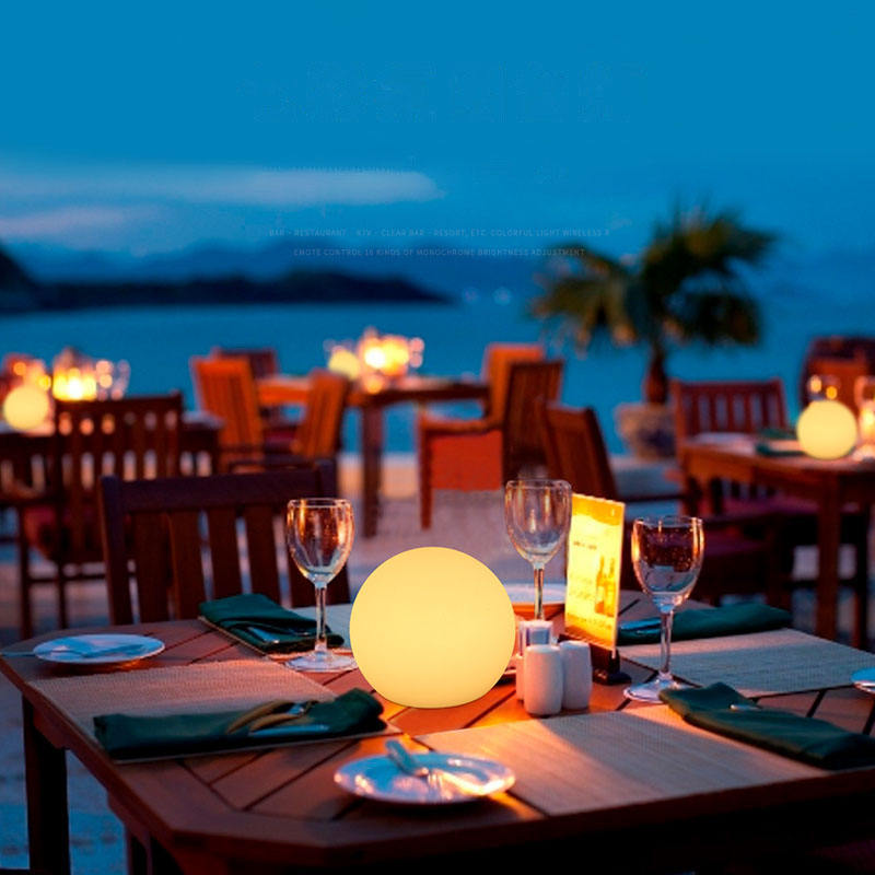 Draadloze Oplaadbare Tafellamp met 16 Kleuren en Afstandsbediening 4