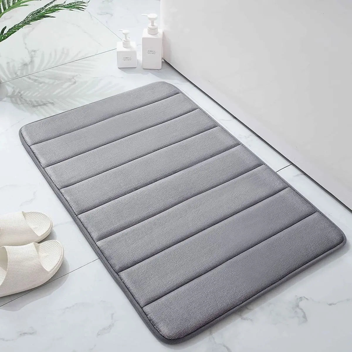 Snel Absorberende Badmat met Antislip en Comfortabel Voetgevoel van Traagschuim 1