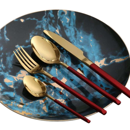 Bestekset 4-delig met Vork, Mes en Lepels in Modern Design