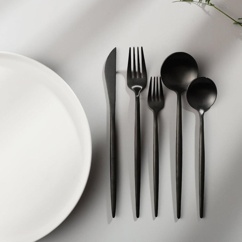 Bestekset Minimalistisch Design met Titanium Coating 20-delig
