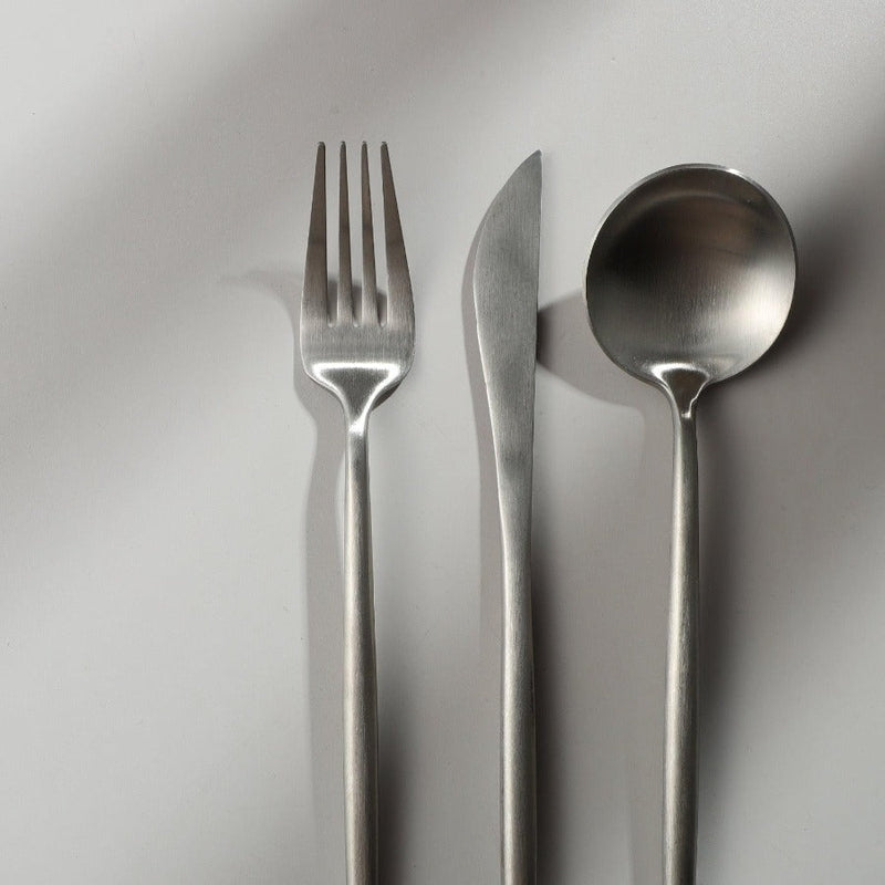 Bestekset Minimalistisch Design met Titanium Coating 20-delig