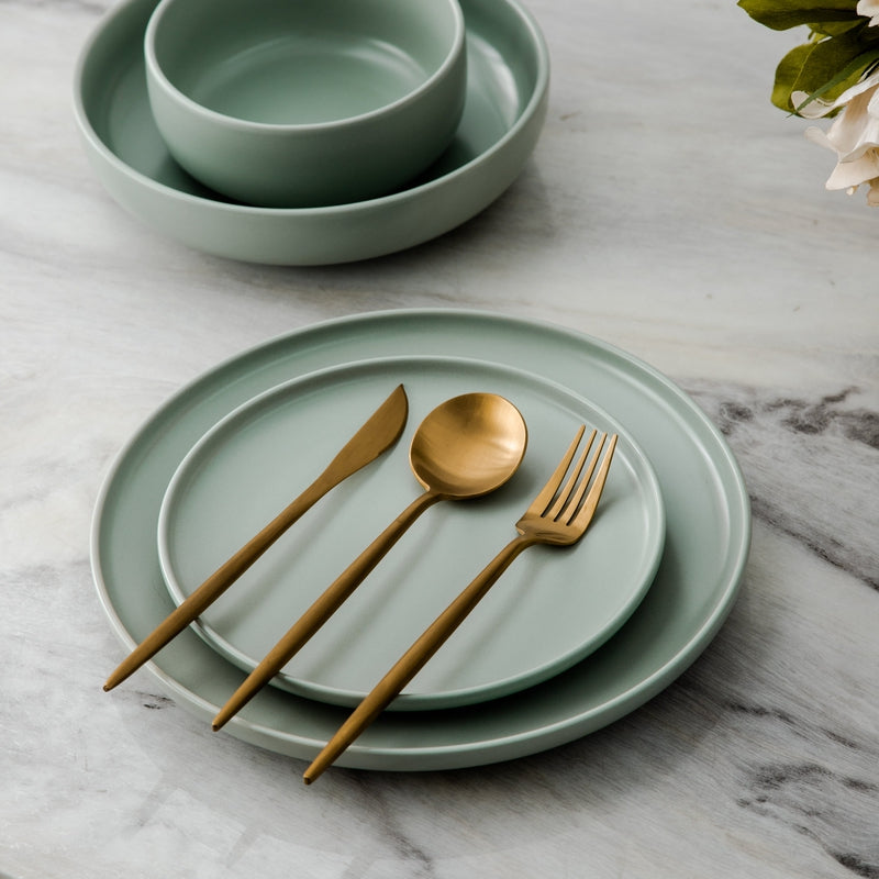 Bestekset Minimalistisch Design met Titanium Coating 20-delig