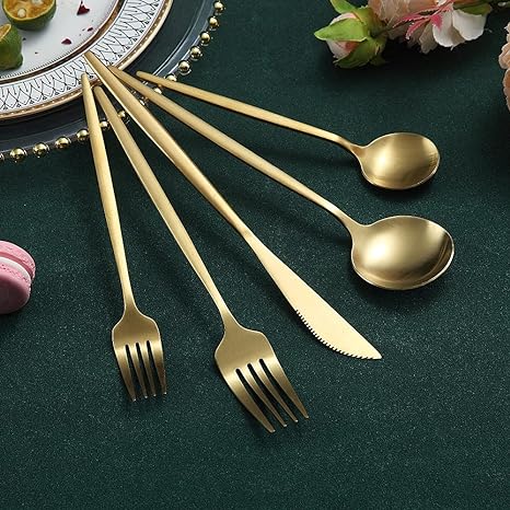 Bestekset Minimalistisch Design met Titanium Coating 20-delig