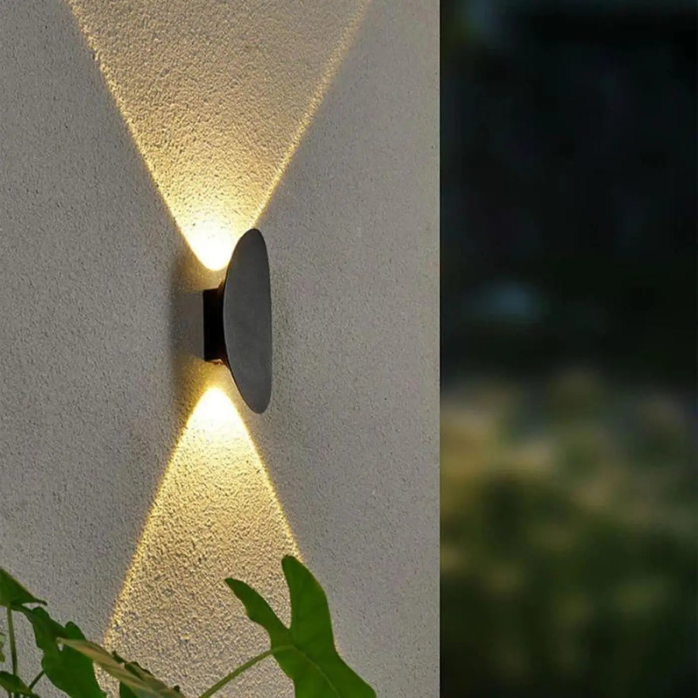 Buitenlamp Modern LED Up Down met Warm Licht en Strak Design