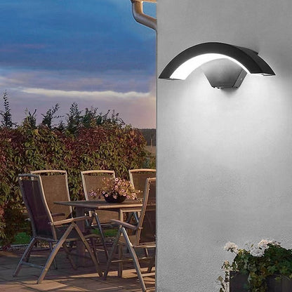 Buitenwandlamp Modern met Gebogen LED Arm voor Tuin en Terras