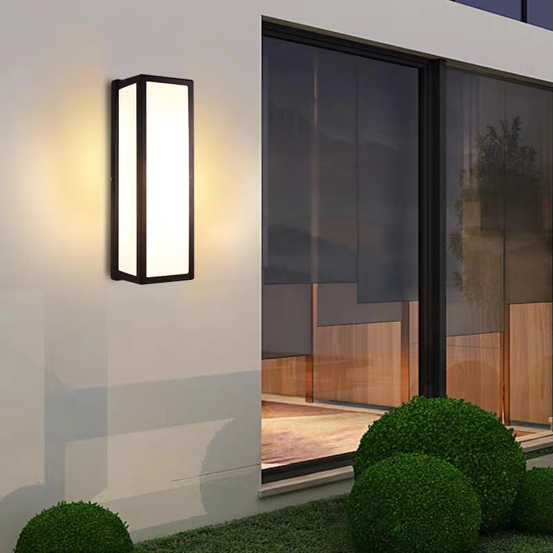Buitenwandlamp Modern met Rechthoekige Kap en Geïntegreerde LED