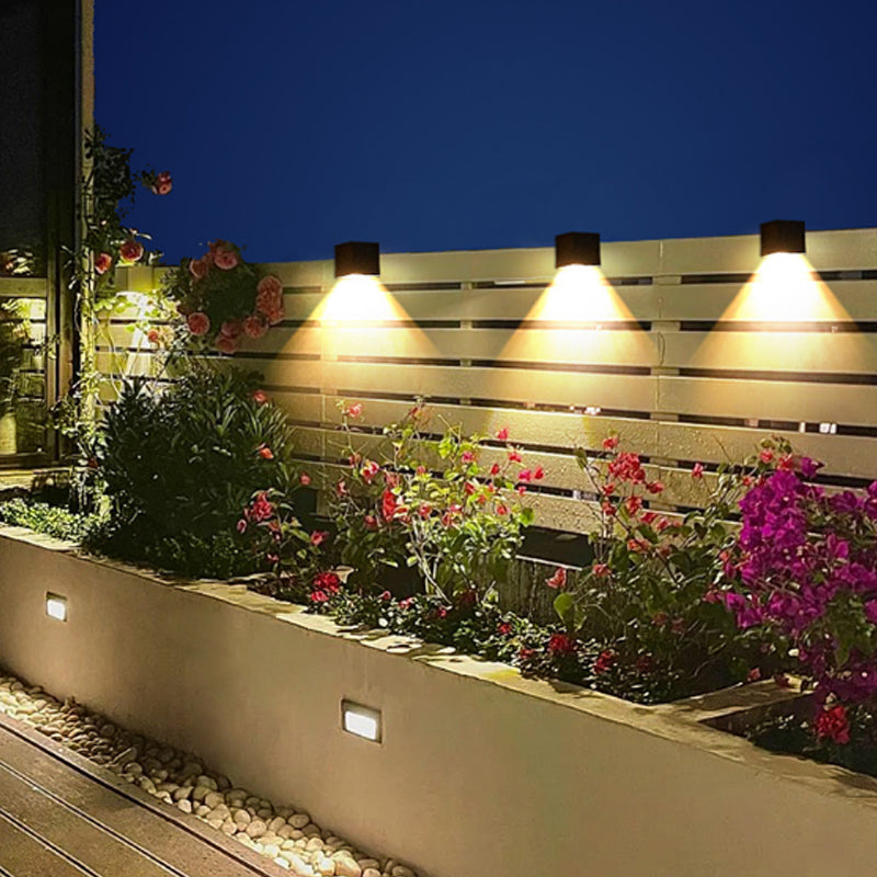 Buitenwandlamp Modern Solair met Geïntegreerde LED en Automatische Lichtsensor