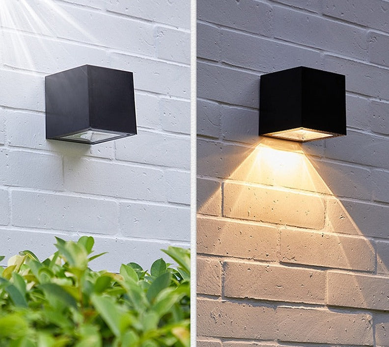 Buitenwandlamp Modern Solair met Geïntegreerde LED en Automatische Lichtsensor