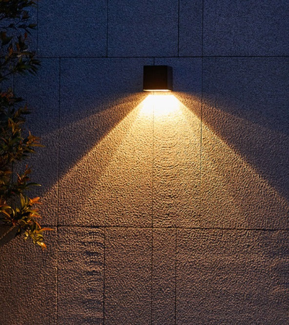 Buitenwandlamp Modern Solair met Geïntegreerde LED en Automatische Lichtsensor
