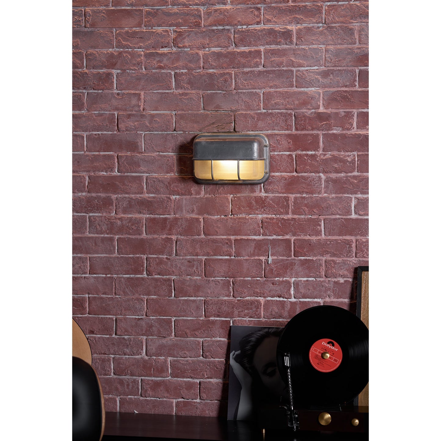 Buitenwandlamp Nautisch Industrieel met Aluminium Behuizing en Opaal Glasdiffuser