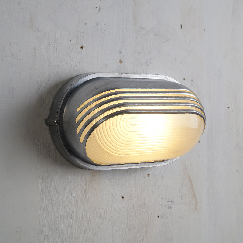 Buitenwandlamp Nautisch Industrieel met Aluminium Behuizing en Opaal Glasdiffuser