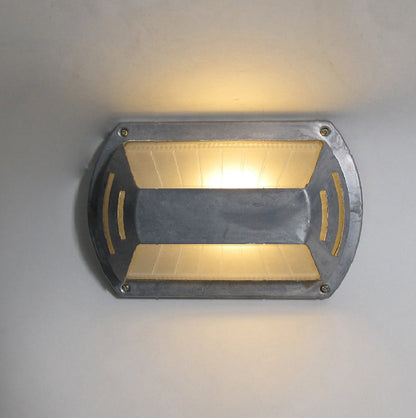 Buitenwandlamp Nautisch Industrieel met Aluminium Behuizing en Opaal Glasdiffuser