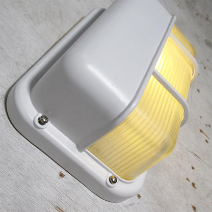 Buitenwandlamp Nautisch Industrieel met Aluminium Behuizing en Opaal Glasdiffuser