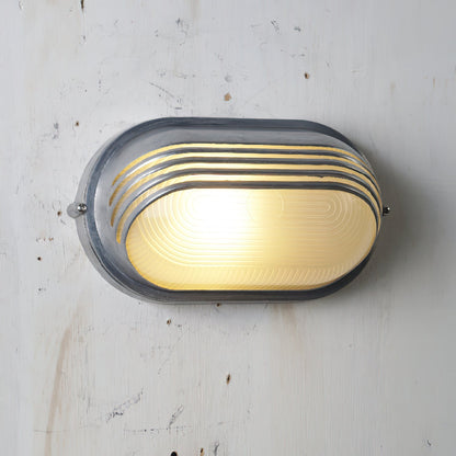 Buitenwandlamp Nautisch Industrieel met Aluminium Behuizing en Opaal Glasdiffuser