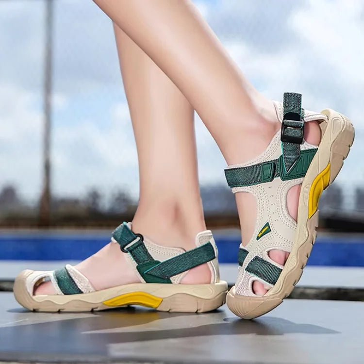 Dames Outdoor Sandalen met Gesloten Neus en Klittenband