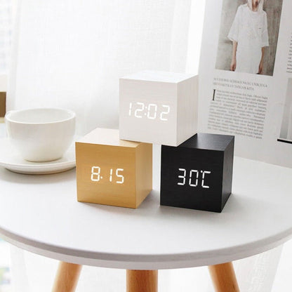 Digitale Wekker Kubus met LED Display voor Tijd Temperatuur en Datum