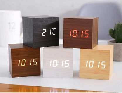 Digitale Wekker Kubus met LED Display voor Tijd Temperatuur en Datum