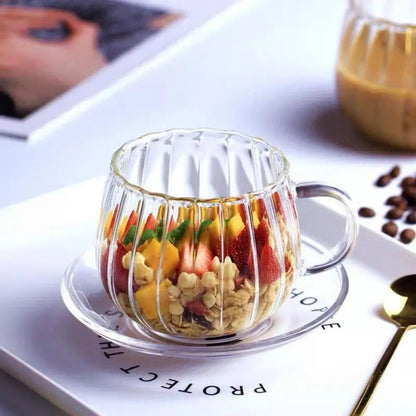 Glazen Mok met Ribbels en Golvende Rand voor Koffie en Thee