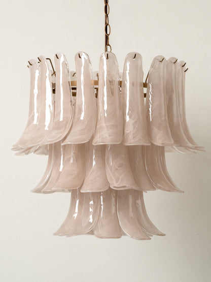 Hanglamp Art Deco met Gelaagde Glazen Bladeren en Messing Ketting