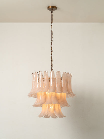 Hanglamp Art Deco met Gelaagde Glazen Bladeren en Messing Ketting