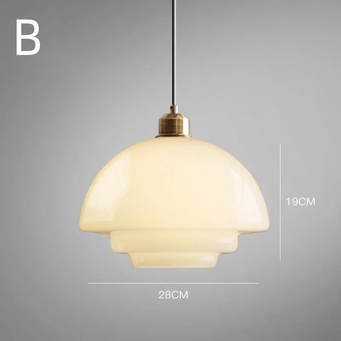 Hanglamp Art Deco met Gelaagde Glazen Kap en Messing Fitting