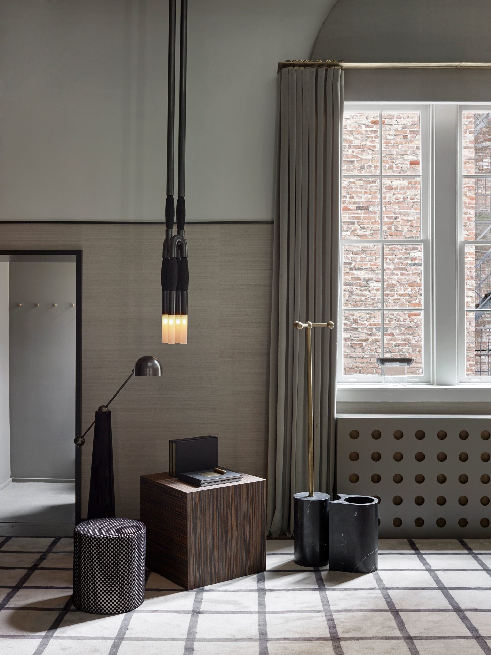 Hanglamp Art Deco met Paardenhaarbundels en Matglazen Buizen