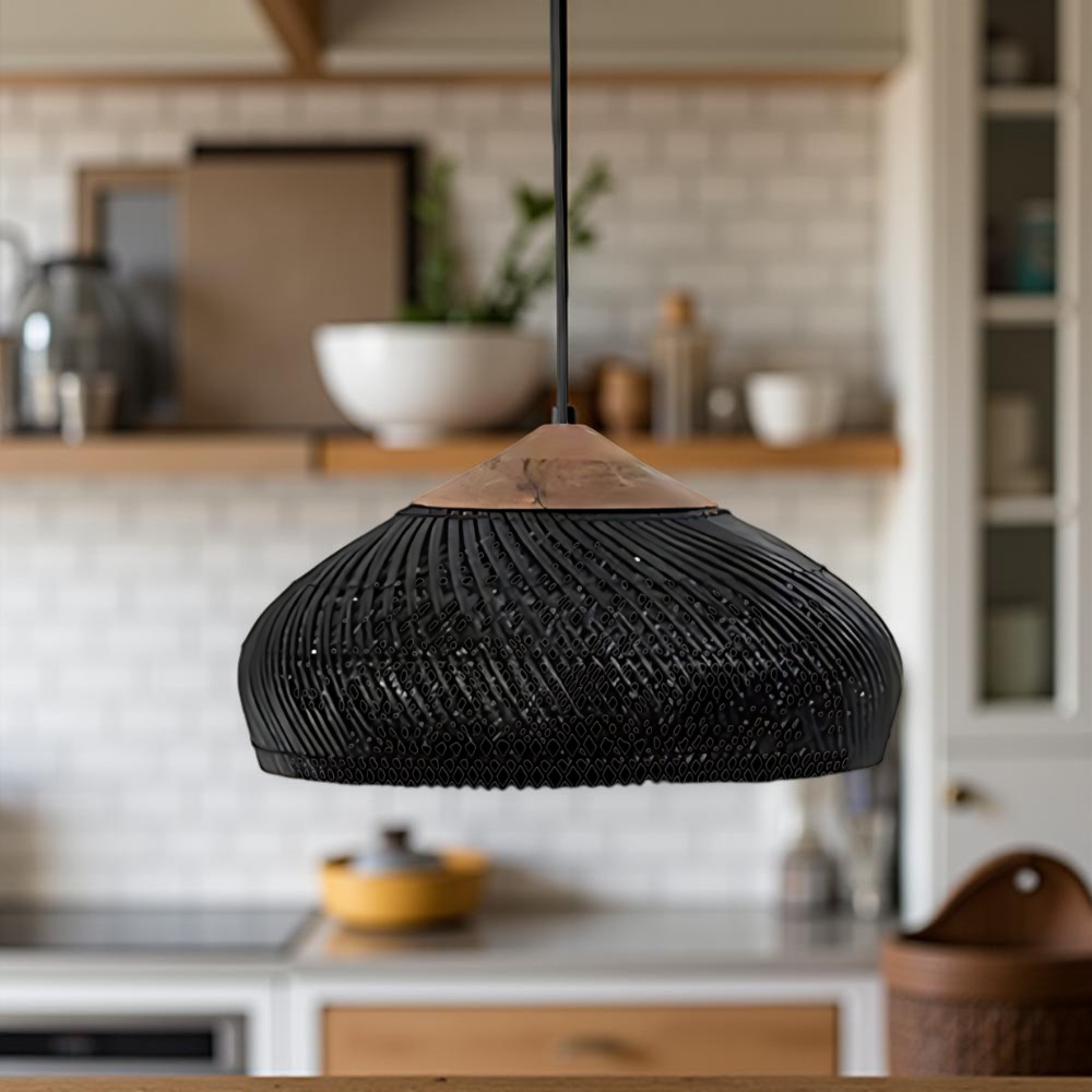 Hanglamp Bohemian met Gevlochten Kap en Houten Detail