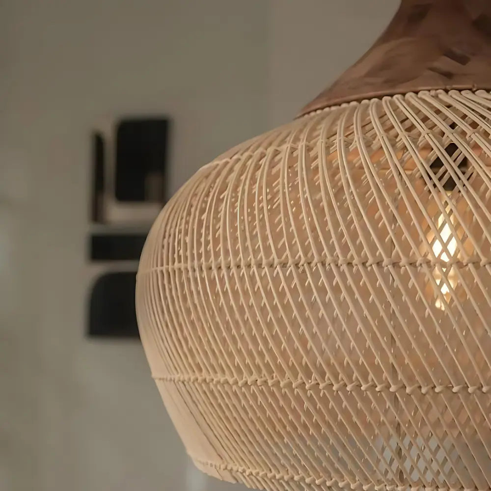 Hanglamp Bohemian met Gevlochten Rattankap en Houten Top