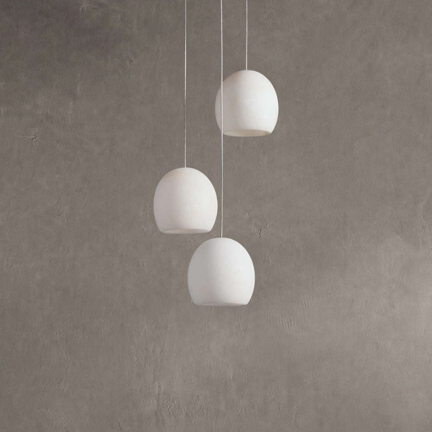 Hanglamp Bohemian met Ronde Alabasten Kappen en Verstelbare Hoogte