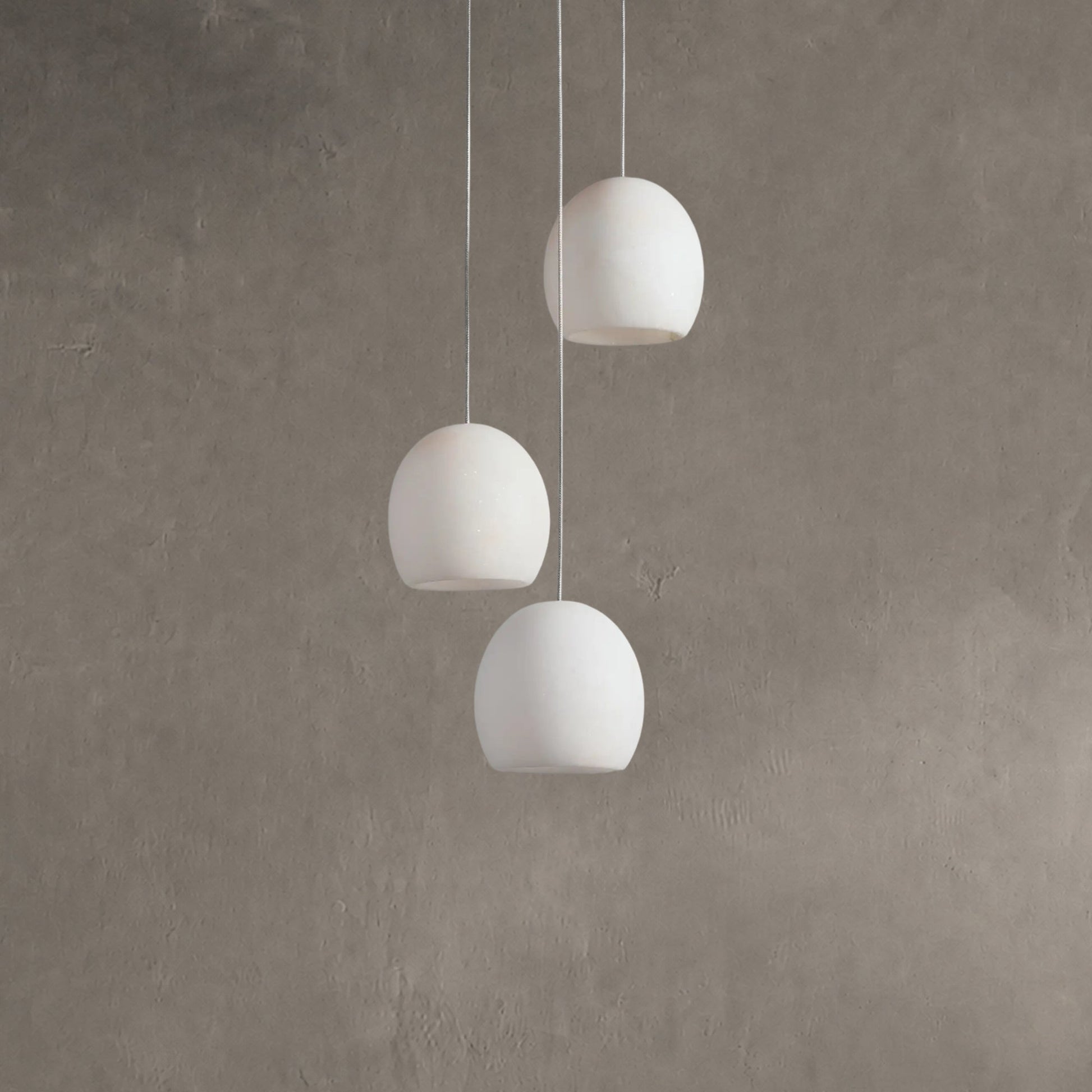 Hanglamp Bohemian met Ronde Alabasten Kappen en Verstelbare Hoogte
