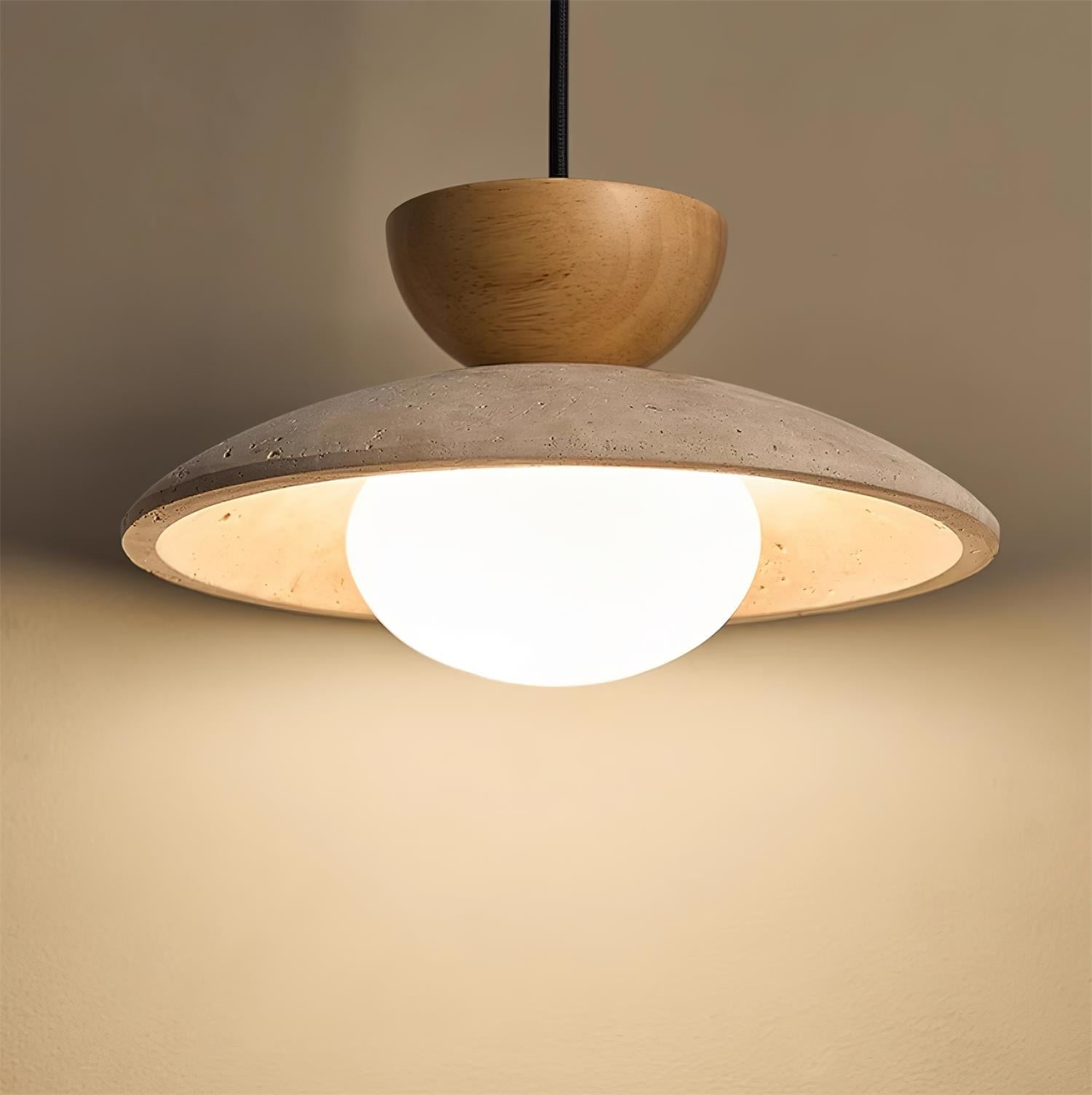 Hanglamp Bohemian met Travertine Kap en Houten Detail
