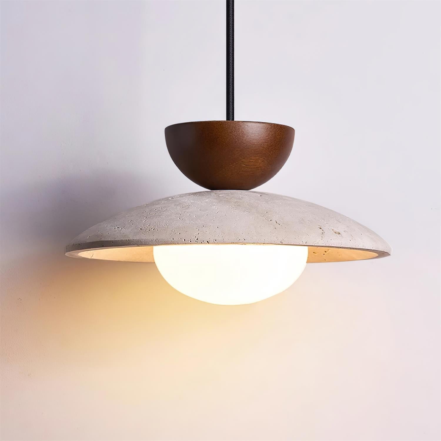 Hanglamp Bohemian met Travertine Kap en Houten Detail