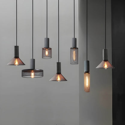 Hanglamp Industrieel met Betonnen Fitting en Metalen Gaaskap
