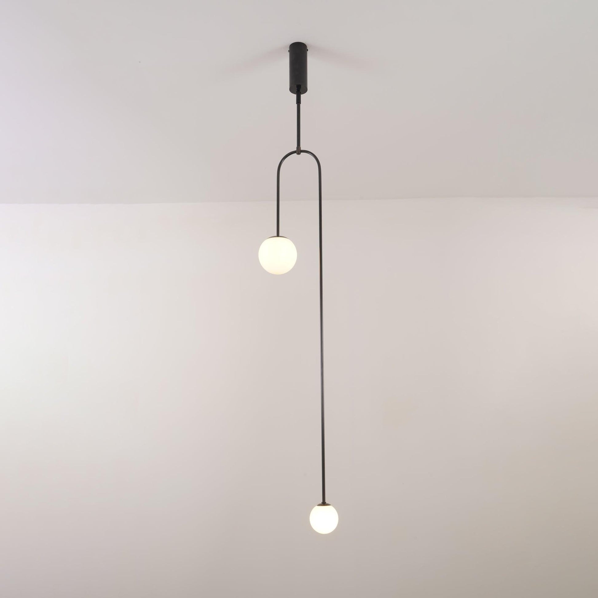 Hanglamp Minimalistisch met Dubbele Boog en Glazen Bollen