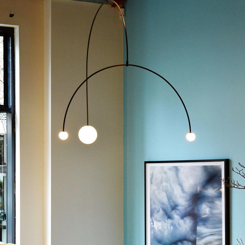 Hanglamp Minimalistisch met Dubbele Boog en Glazen Bollen