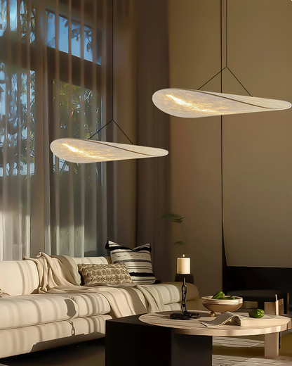 Hanglamp Minimalistisch met Sculpturale Vleugelvorm en Geïntegreerde LED