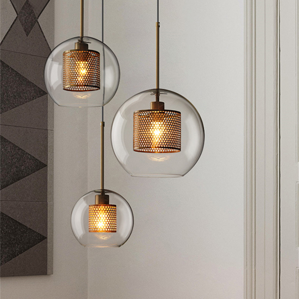 Hanglamp Modern met Glazen Bol en Geperforeerde Metalen Kap