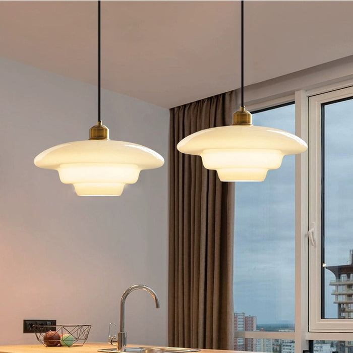 Hanglamp Retro met Gelaagde Glazen Kap en Messing Fitting