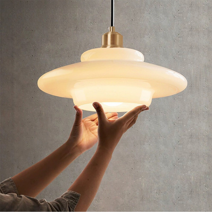 Hanglamp Retro met Gelaagde Glazen Kap en Messing Fitting