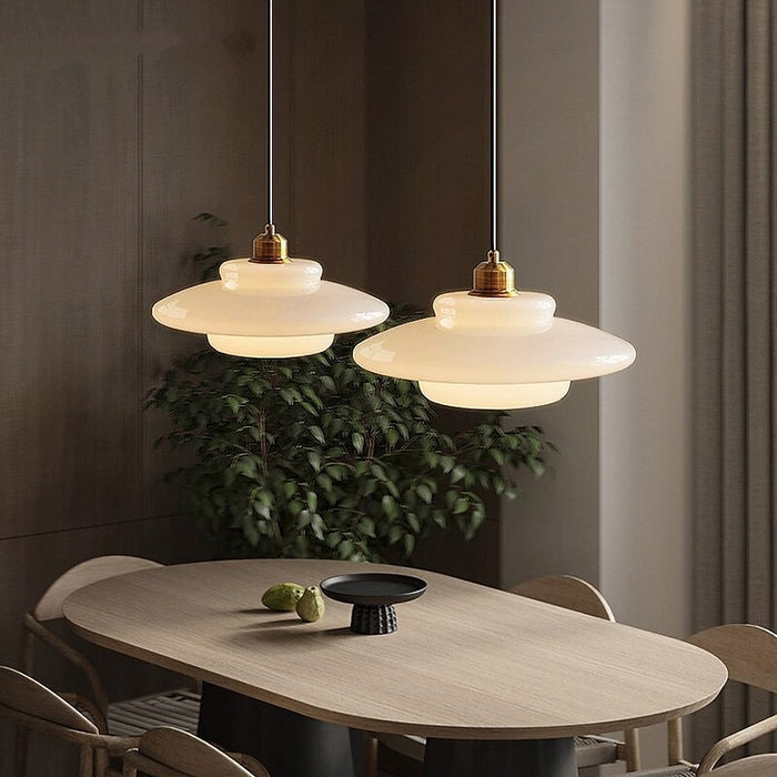 Hanglamp Retro met Gelaagde Glazen Kap en Messing Fitting