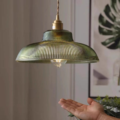 Hanglamp Retro met Geribbelde Glazen Kap en Messing Fitting