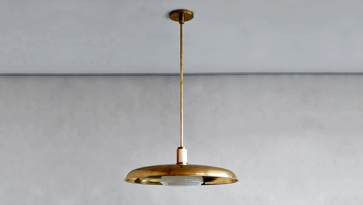 Hanglamp Retro met Ronde Schaal en Matglazen Diffuser