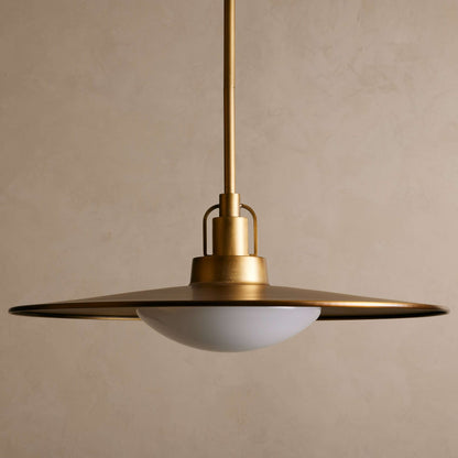 Hanglamp Retro met Schijfvormige Kap en Opaalglzen Bol