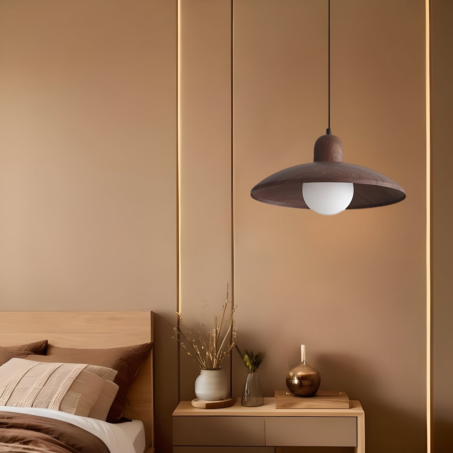 Hanglamp Scandinavisch met Brede Ronde Kap en Glazen Bol