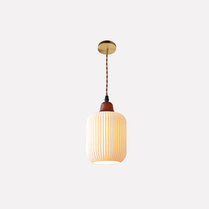 Hanglamp Scandinavisch met Geribbelde Keramieken Kap en Houten Fitting ##POS:20##