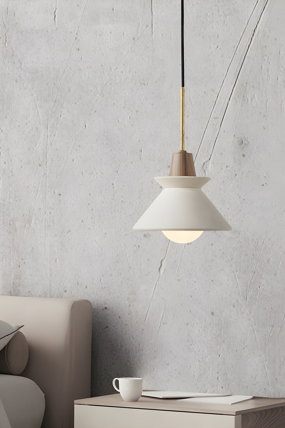 Hanglamp Scandinavisch met Houten Detail en Conische Kap
